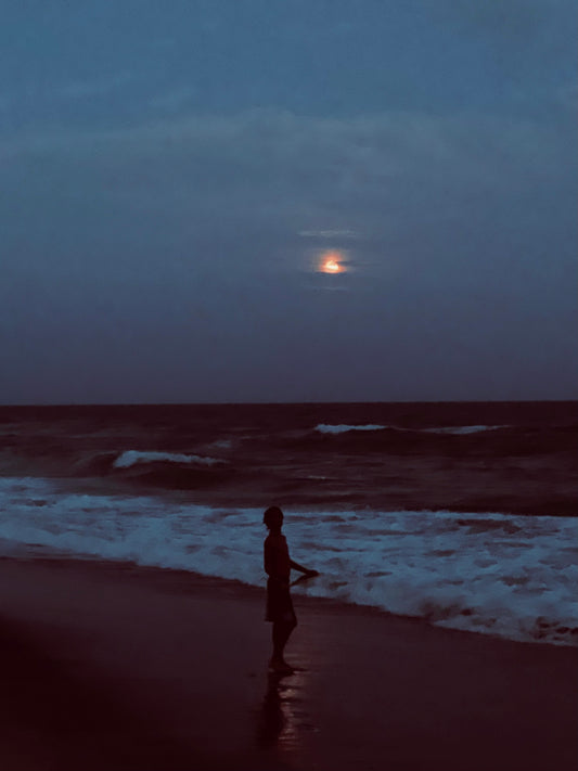 Double Peeks Photograph